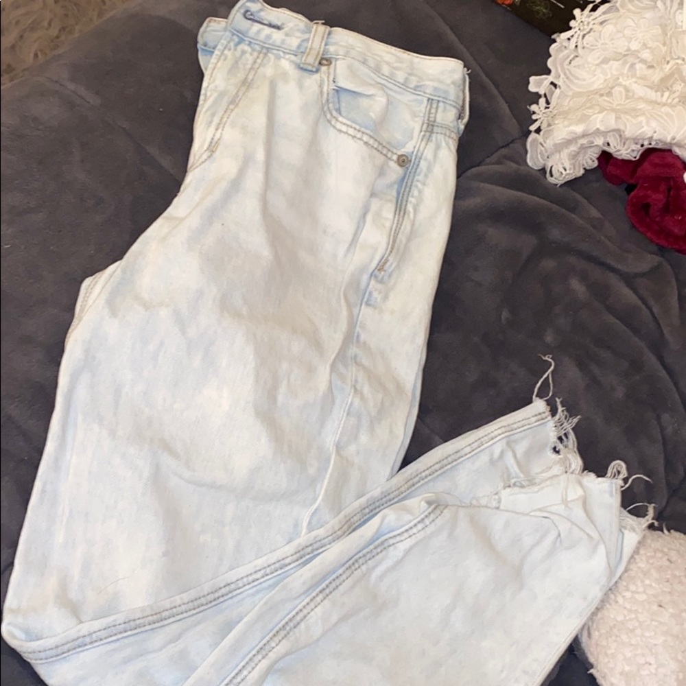 American Eagle Mom Jeans